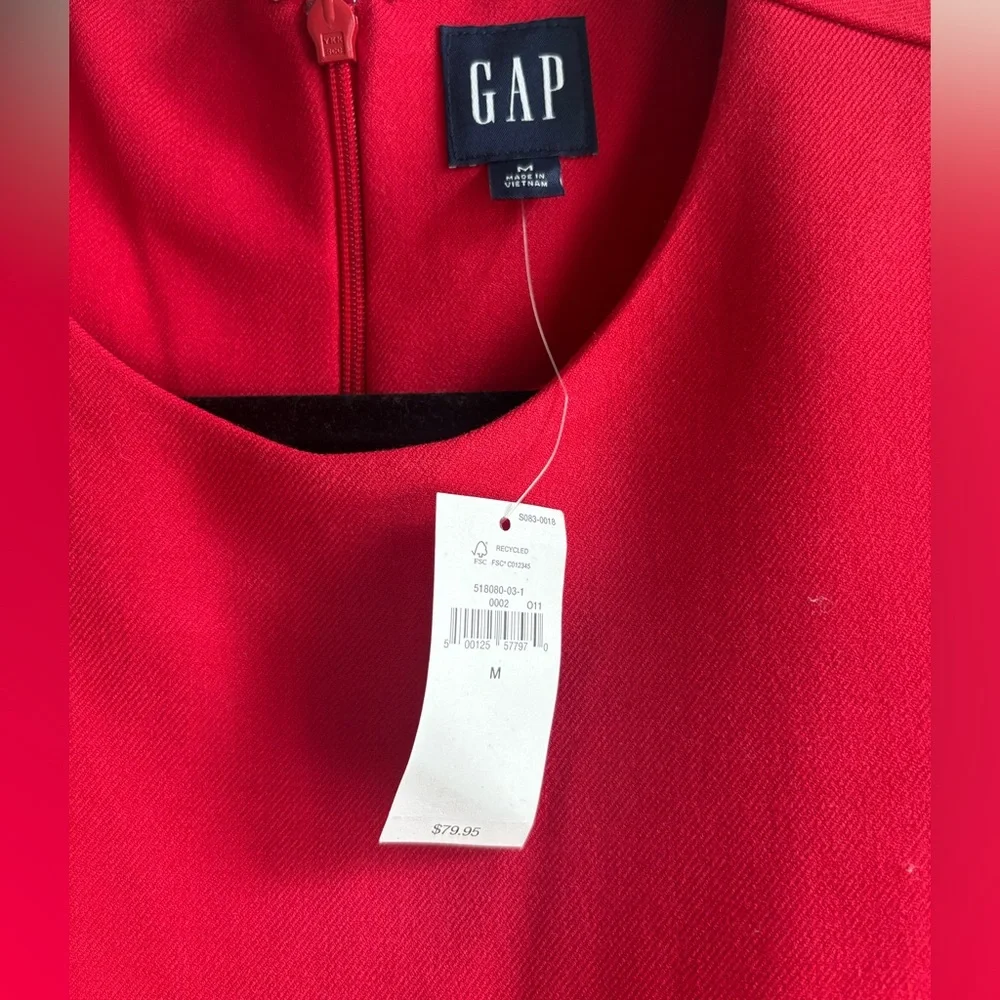 Gap - Women's Short Sleeve Shift Mini Dress with Pockets - Size Medium - Red‎